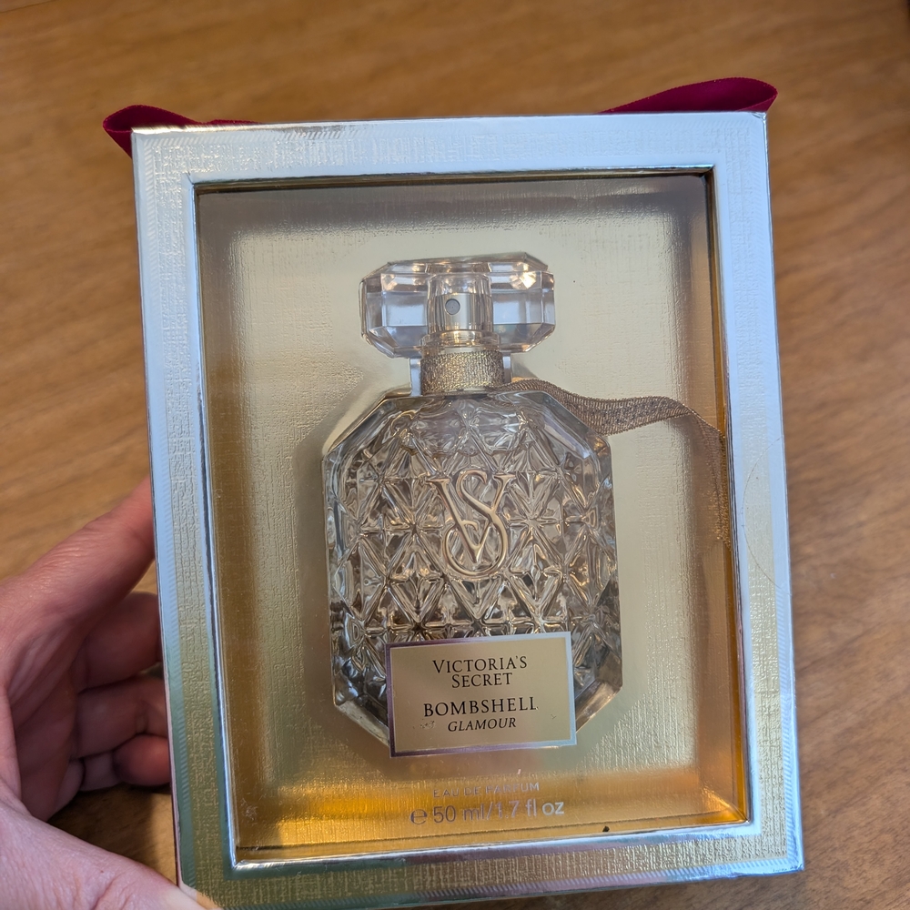 Victoria's Secret Bombshell Glamour Perfume